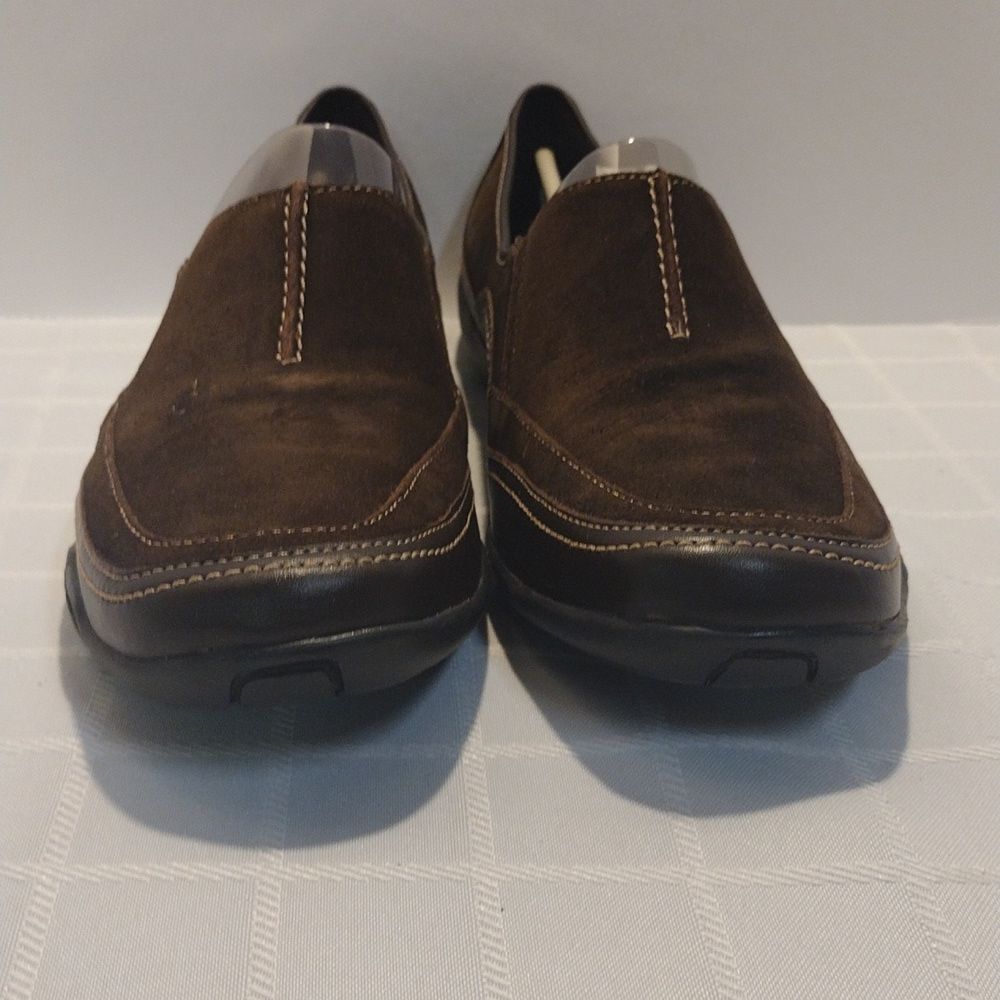 NIB Array Hickory Brown Slip-On Shoes! CONSIGNMENT!